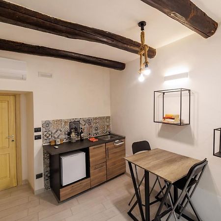 Legno Suite By Houseinנאפולי מראה חיצוני תמונה