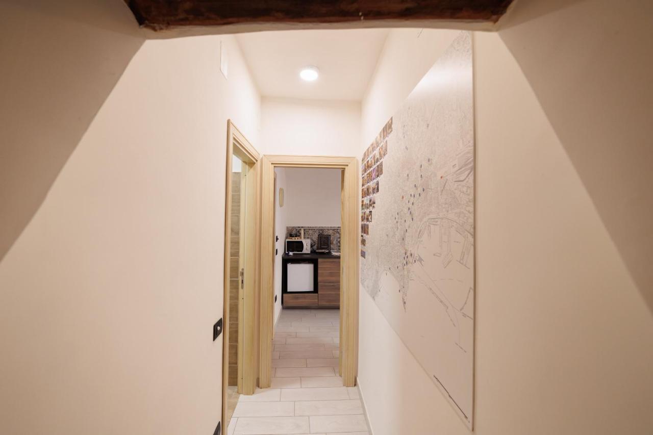 Legno Suite By Houseinנאפולי מראה חיצוני תמונה