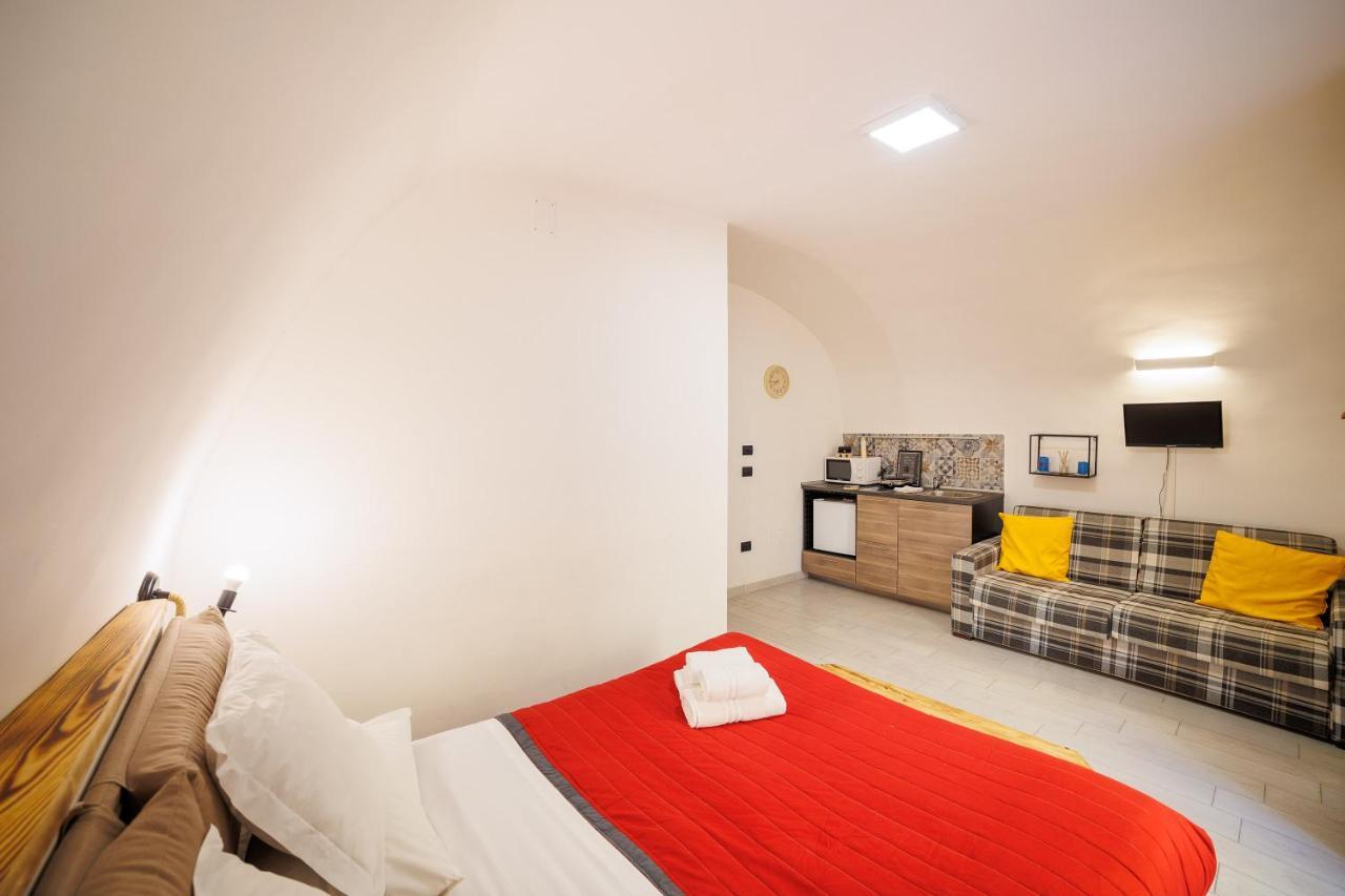 Legno Suite By Houseinנאפולי מראה חיצוני תמונה