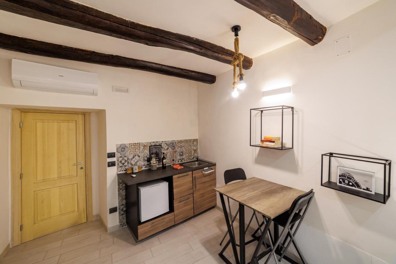 Legno Suite By Houseinנאפולי מראה חיצוני תמונה