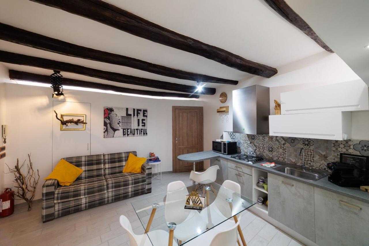 Legno Suite By Houseinנאפולי מראה חיצוני תמונה