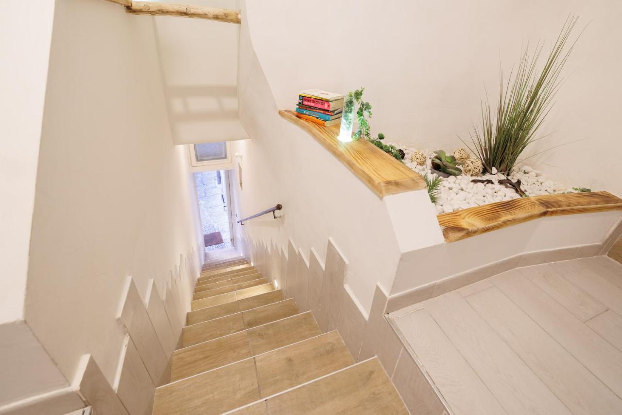 Legno Suite By Houseinנאפולי מראה חיצוני תמונה