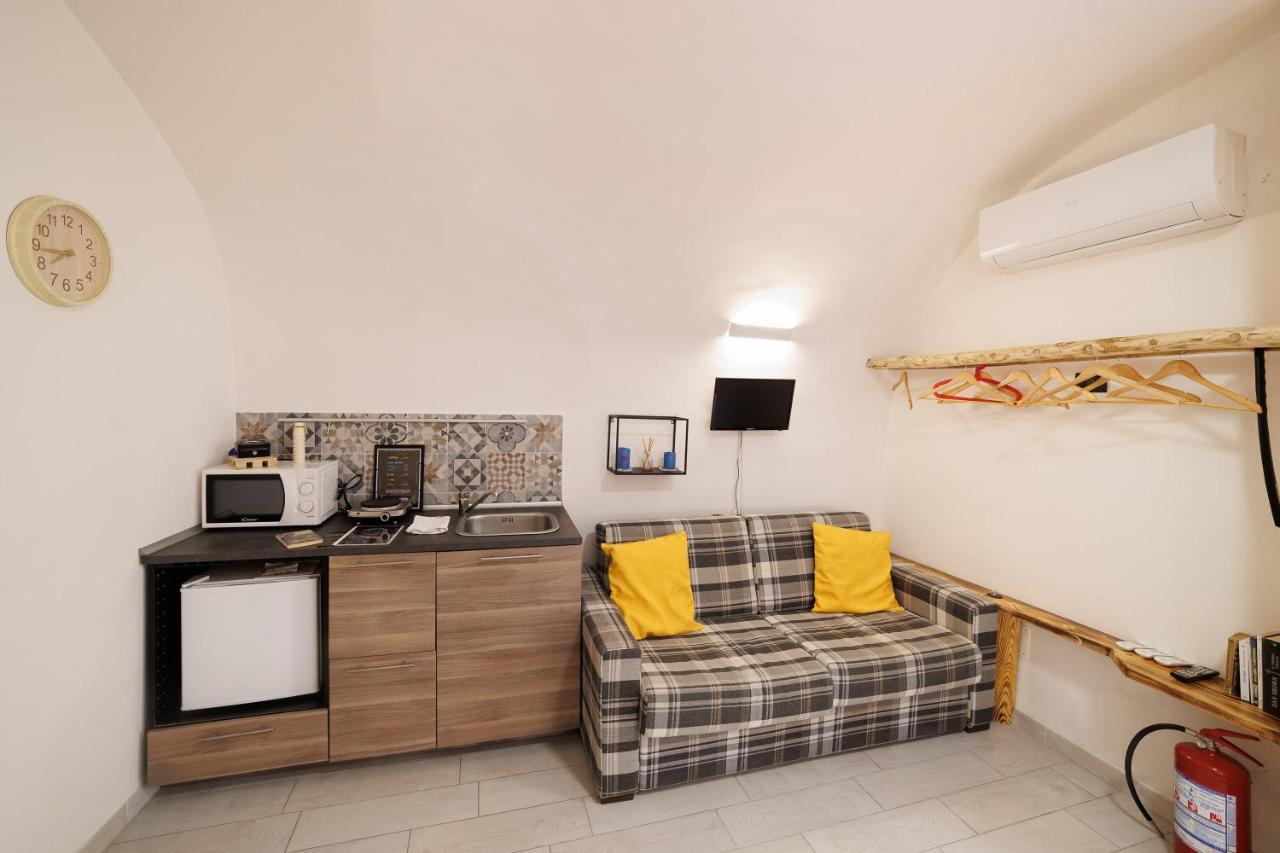 Legno Suite By Houseinנאפולי מראה חיצוני תמונה