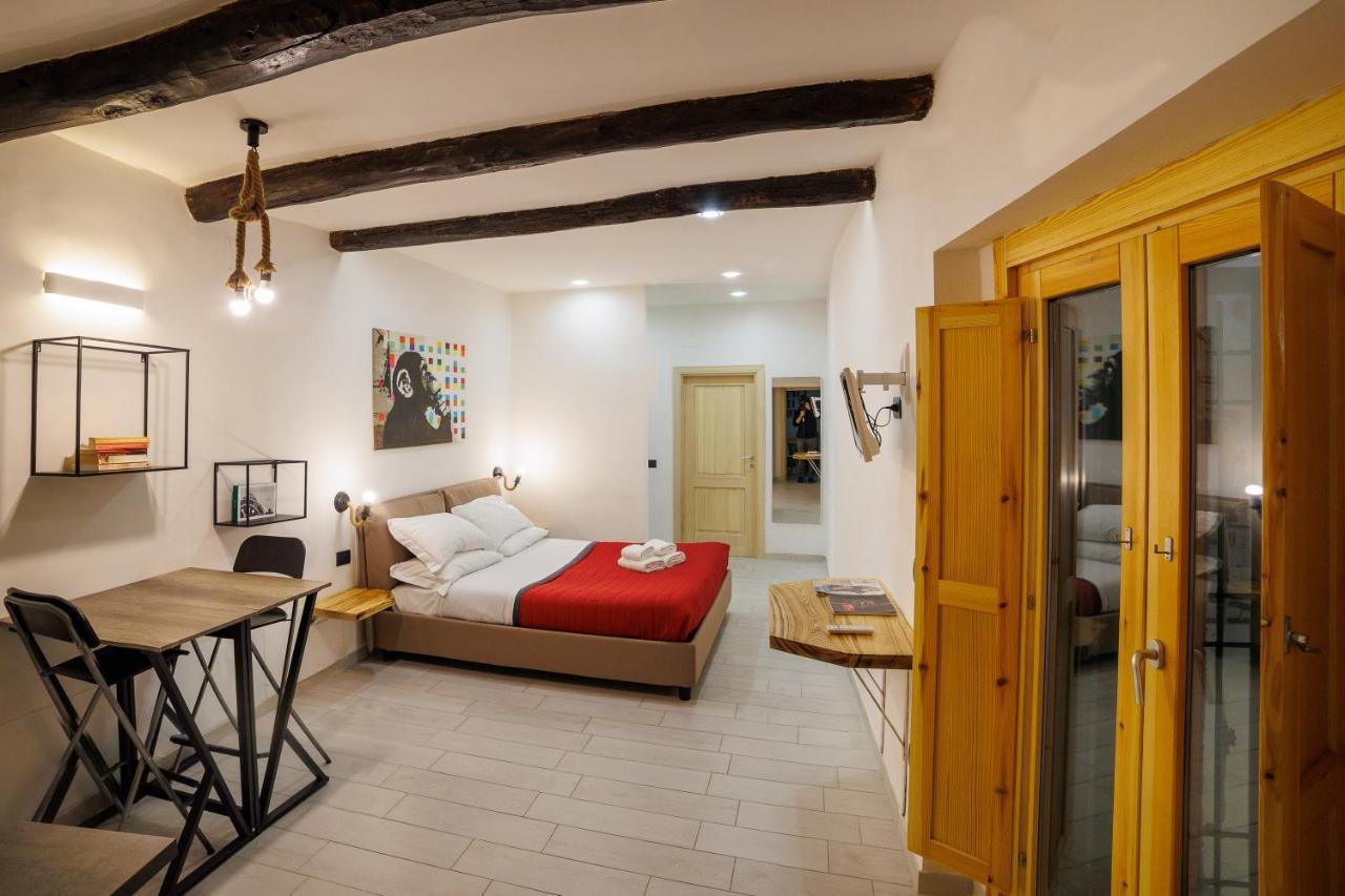 Legno Suite By Houseinנאפולי מראה חיצוני תמונה