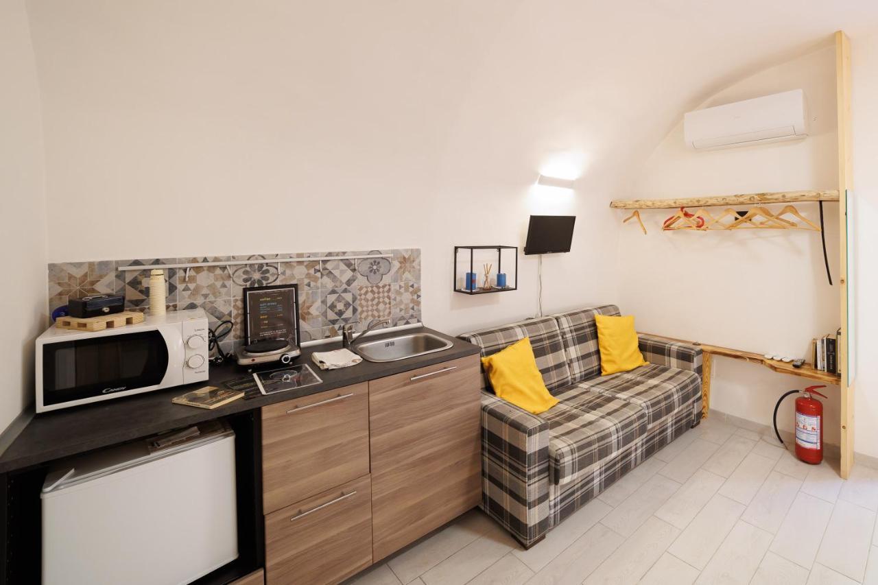 Legno Suite By Houseinנאפולי מראה חיצוני תמונה